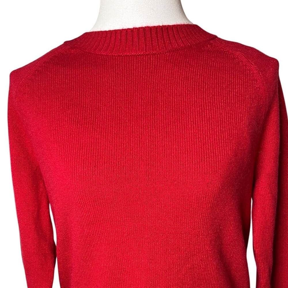 Minimalist‎ Red Crewneck Sweater Soft Wool Blend Banana Republic XS Classic - Picture 10 of 10
